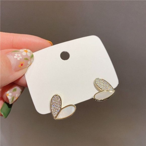 Cute White Crystal Heart Stone Stud Earrings for Women - Picture 4 of 8